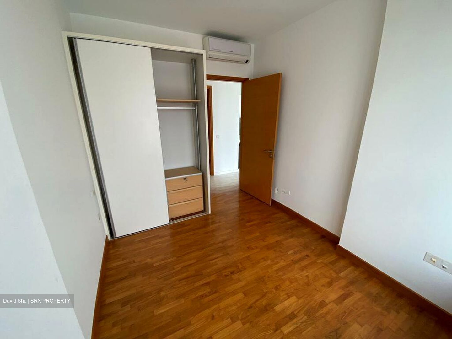 Centro Residences (D20), Condominium #502119761